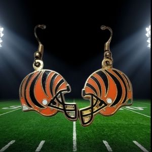 Cincinnati Bengals Earrings Football Helmet Dangle Hook NFL 2008 Gold Tone